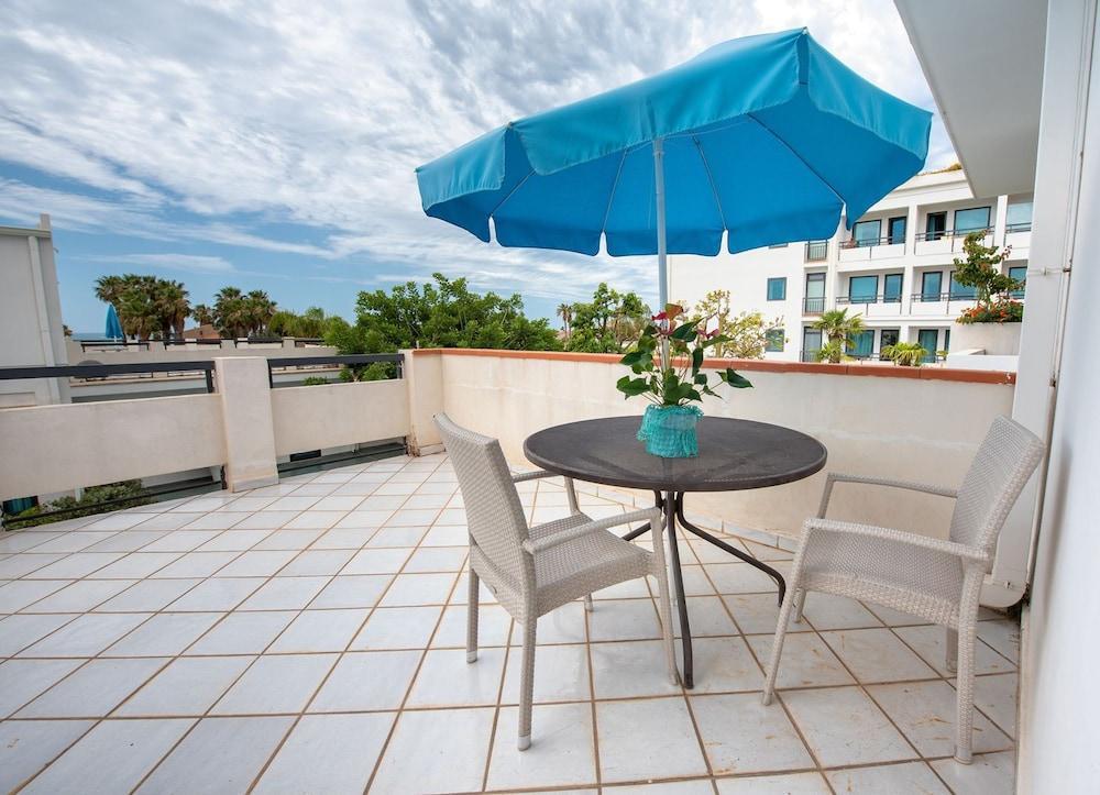 Hotel Acacia Marina à Marina di Ragusa Extérieur photo