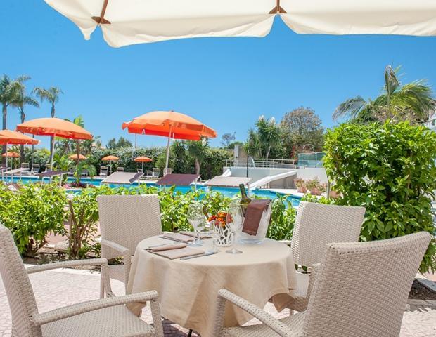 Hotel Acacia Marina à Marina di Ragusa Extérieur photo