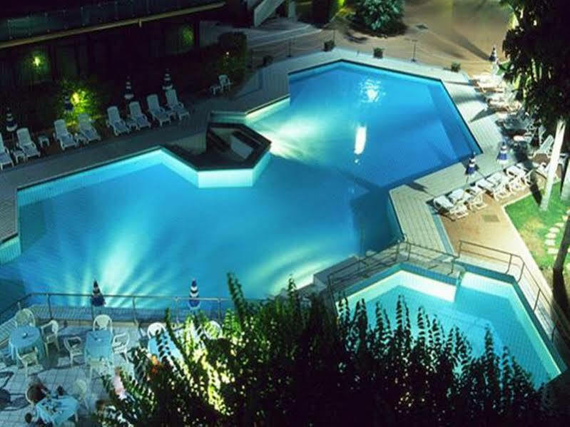 Hotel Acacia Marina à Marina di Ragusa Extérieur photo