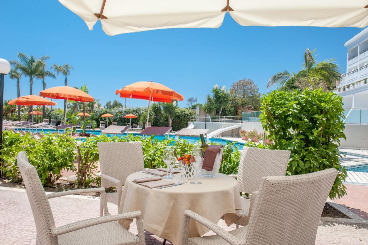Hotel Acacia Marina à Marina di Ragusa Extérieur photo