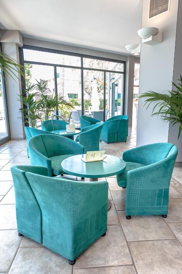 Hotel Acacia Marina à Marina di Ragusa Extérieur photo