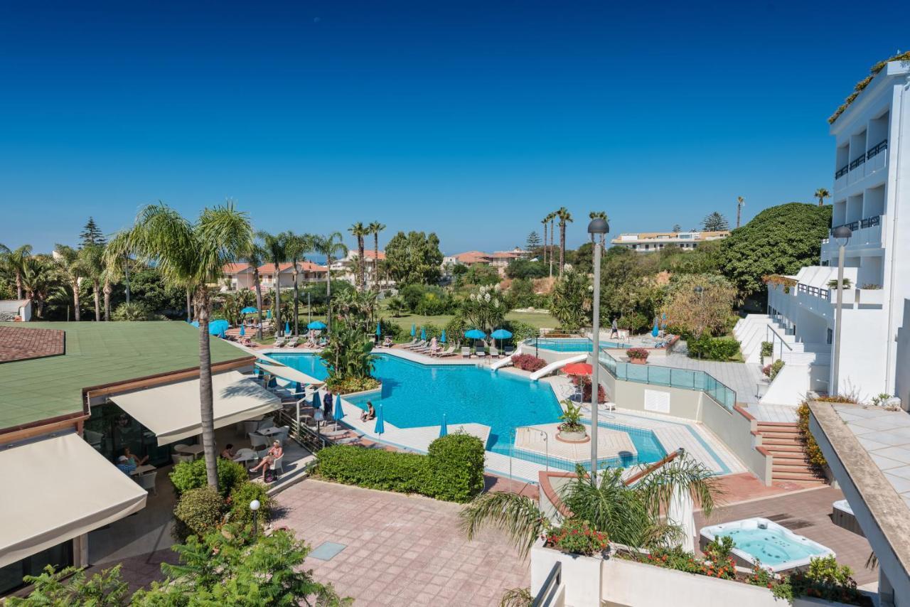 Hotel Acacia Marina à Marina di Ragusa Extérieur photo
