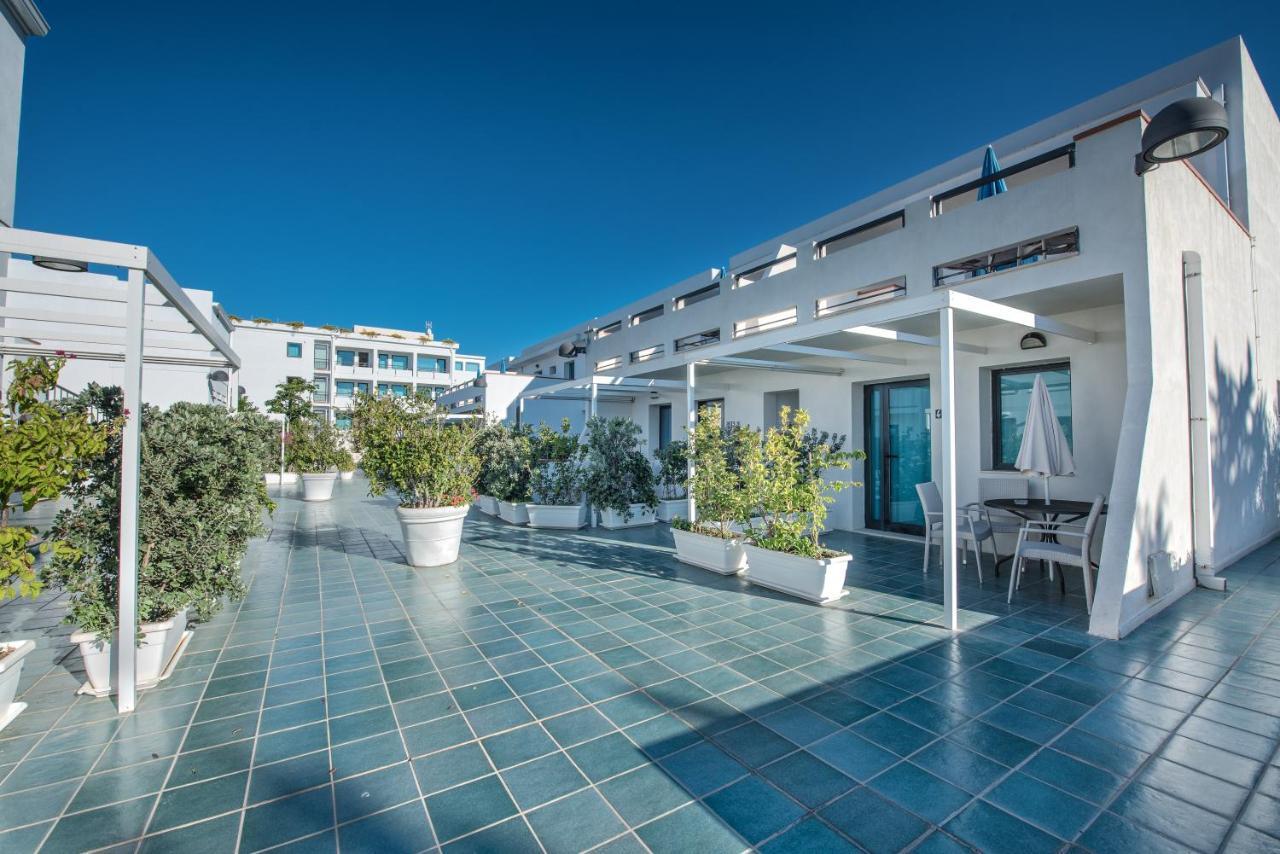 Hotel Acacia Marina à Marina di Ragusa Extérieur photo